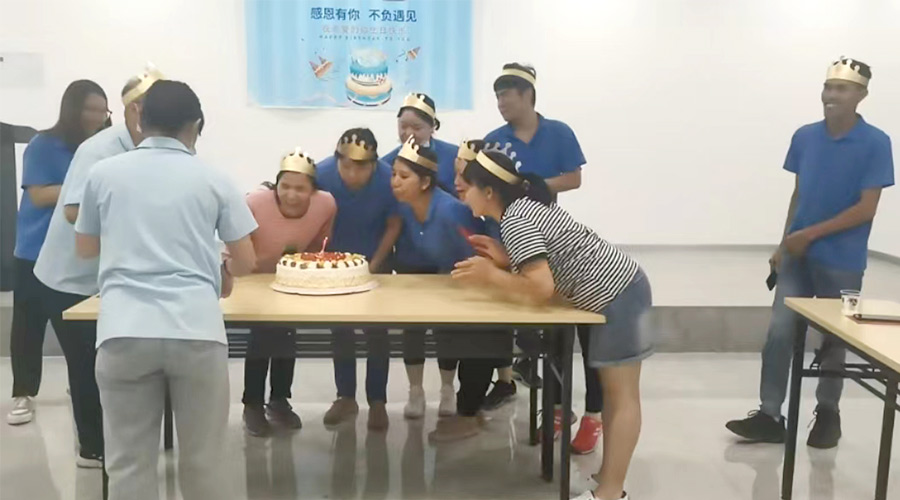 金環(huán)電器6月份員工生日會  美好如約而至！